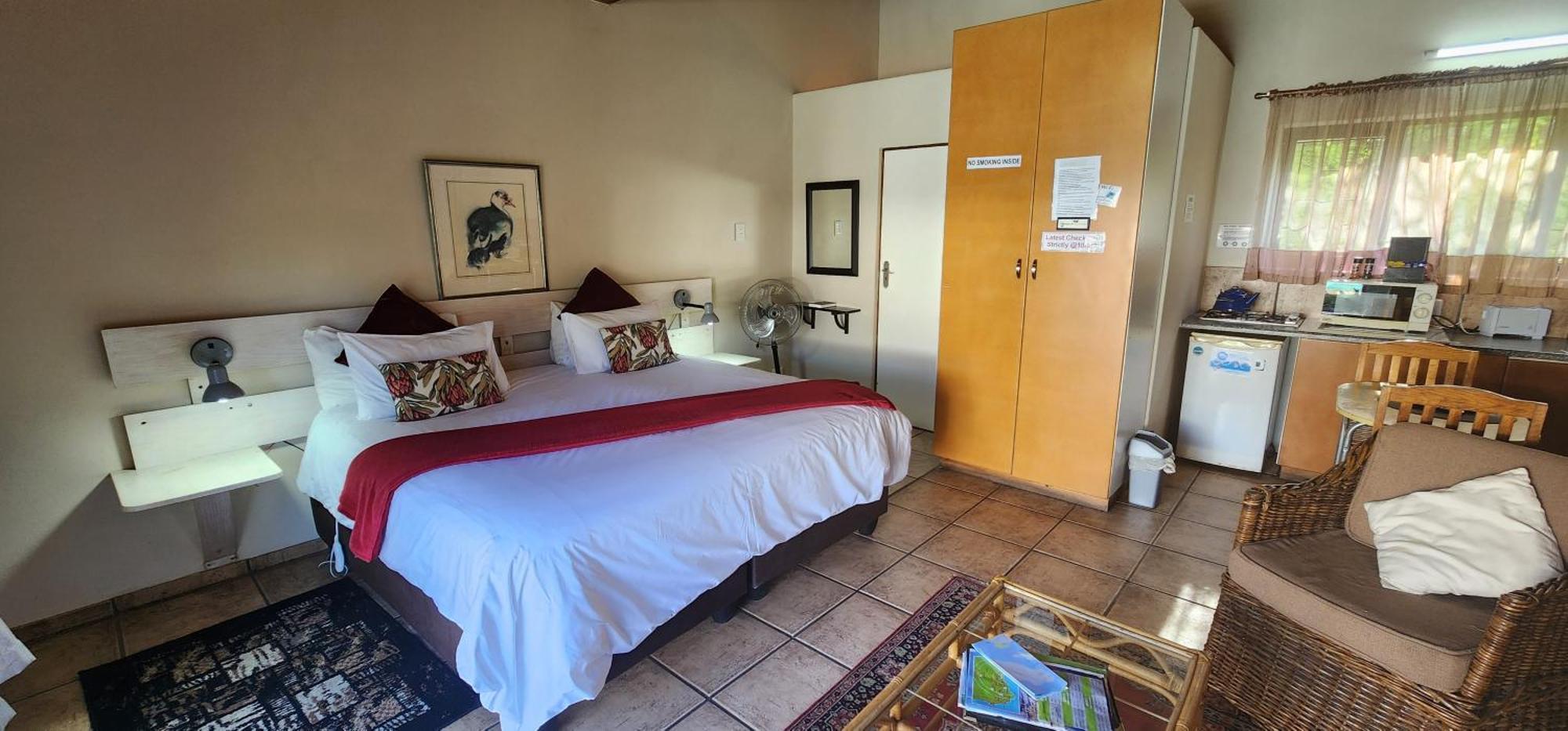 B My Guest Hotel Knysna Exterior photo