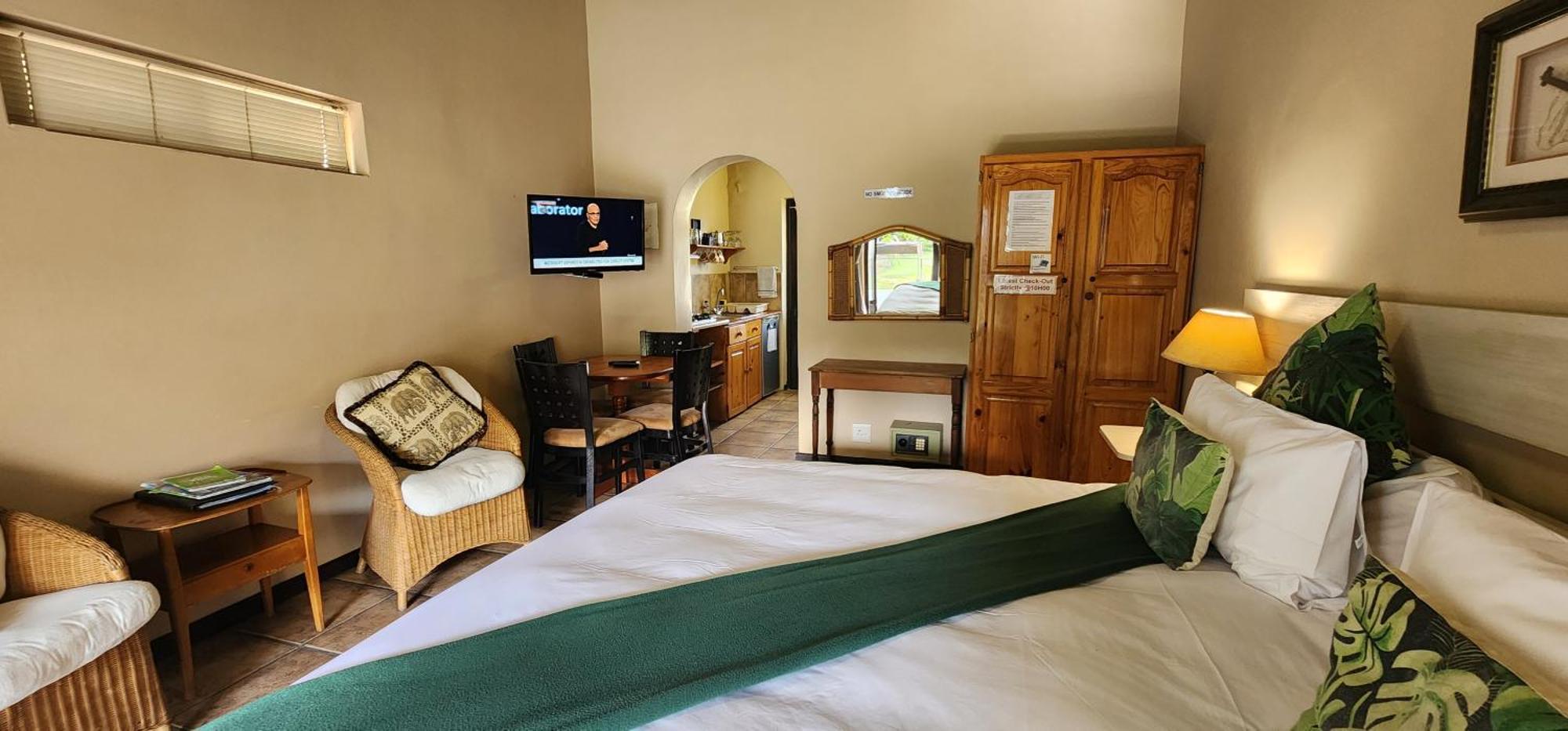 B My Guest Hotel Knysna Exterior photo