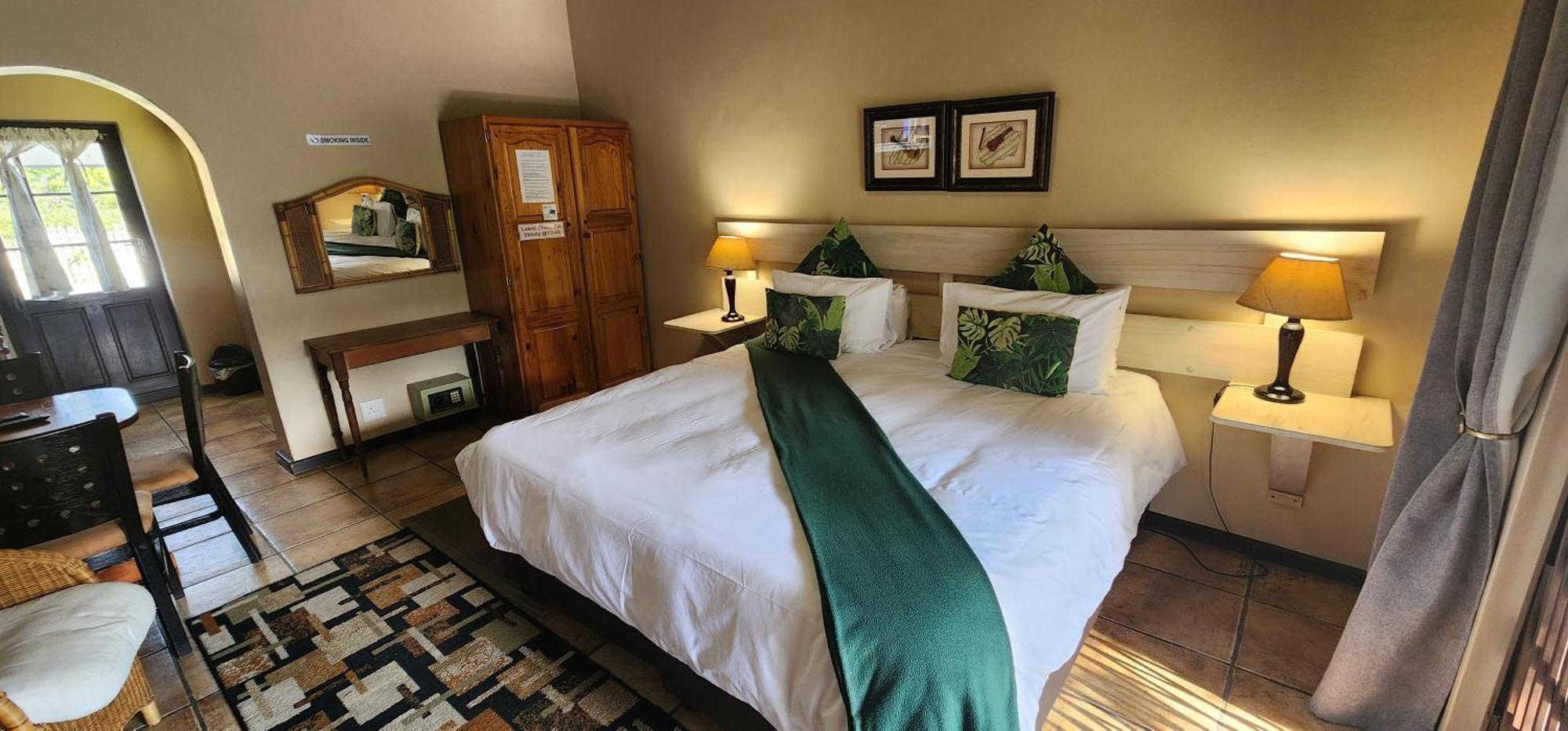 B My Guest Hotel Knysna Exterior photo